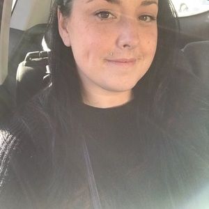 Meet your Posher, Renee